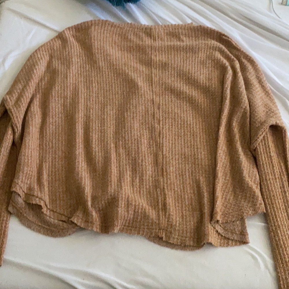 Urban Outfitters Sweater - Picture 6 of 6